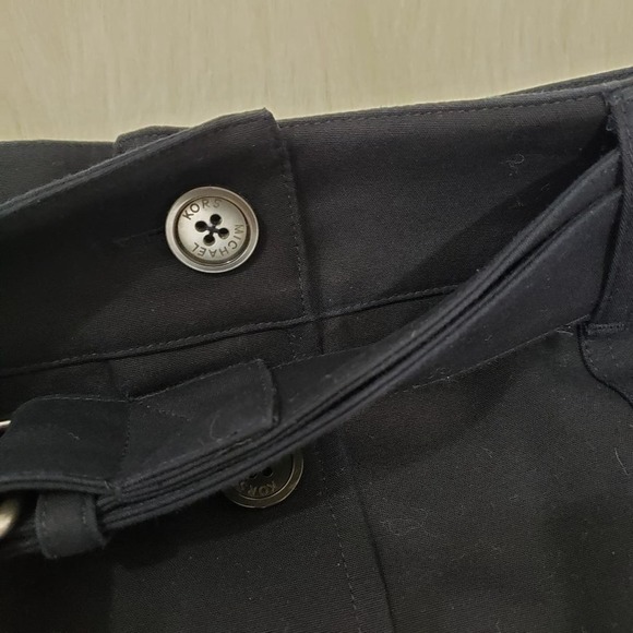 Michael Kors navy button up front belted skirt woman's size 4 - Picture 6 of 7